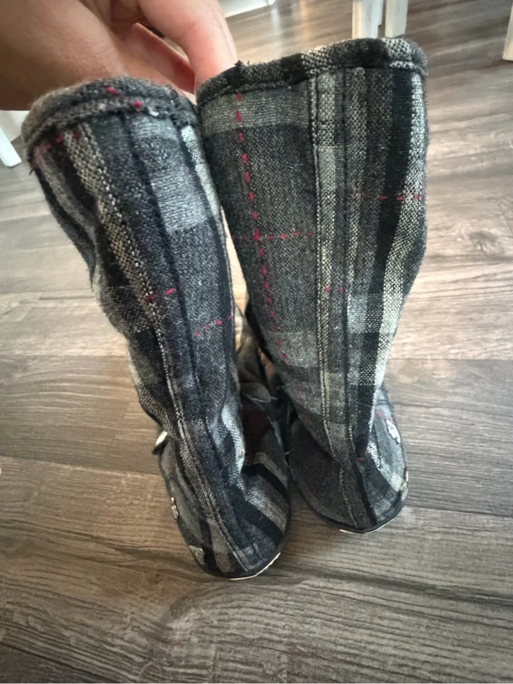 Roxy plaid fleece lined boots